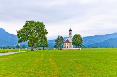 Herrschaftlicher Landsitz im Chiemgau - Panoramalage - Wohnfläche 910 m² - Remise- Backhaus