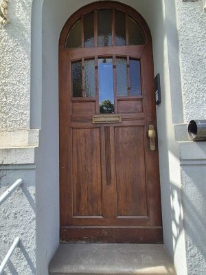 Schöne Altbauwohnung mit Garten - frisch saniert
