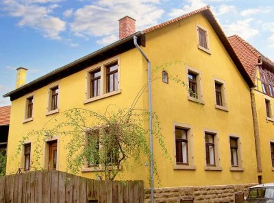 Bauernhaus mit Scheune, Hof und Garten im Ortskern von Dielheim/Balzfeld
