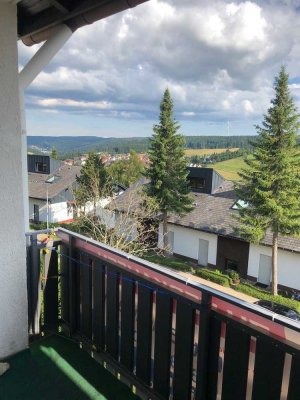 CHARMANTE 3-ZIMMER-MAISONETTE-TRAUMWOHNUNG mit Balkon, Garten-Terrasse, Dach-Terrasse, TG-Stellplatz