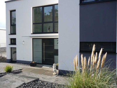 HEDDESDORFERBERG---TERRASSENWOHNUNG mit Fernblick