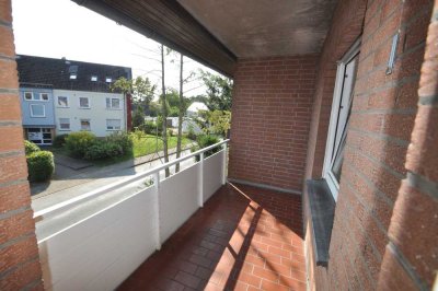 Helle 3-Zi.-Whg. mit überdachtem Süd-Balkon und Garage