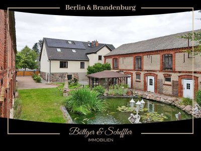 Provisionsfrei - großzügiger Dreiseitenhof mit Mehrgenerationenhaus auf großem Grundstück