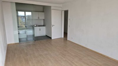 Hübsche 2-Zimmer-Wohnung mit Balkon in Alt-Hohenschönhausen!