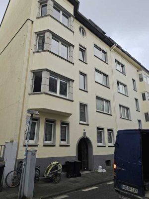 Bonn-Zentrum - 3-Zimmerwohnung, Dachgeschoß ab sofort zu vermieten