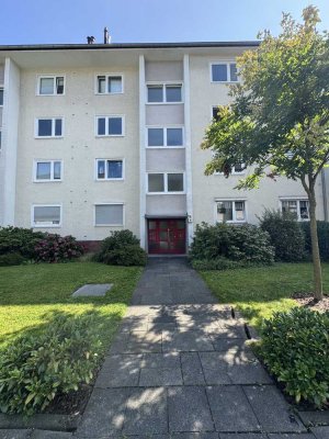 Renovierte 2-Zimmer-Wohnung mit Balkon in Köln-Mülheim