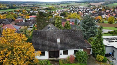 Geräumiges Einfamilienhaus mit Traumblick über das Ilmetal | 6 Zimmer, Garage | am Bierberg