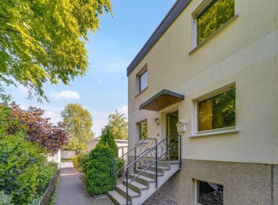 Reiheneckhaus in ruhiger Waldesrand-/Sackgassenendlage mit elektrifizierter Garage in Hagen-Helfe