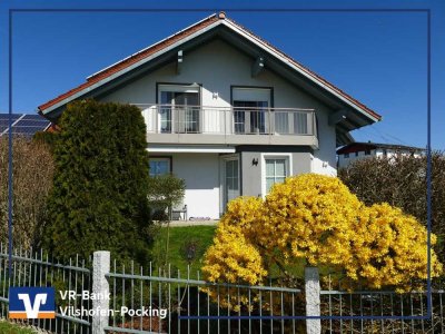 Gepflegtes Einfamilienhaus im Herzen von Schöllnach!