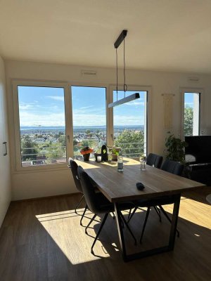 Traumhafte Aussicht - 2,5 Zi-Whg. inkl. EBK, 360°Rundgang