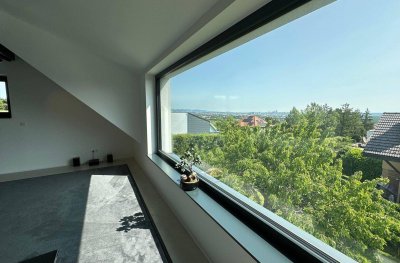 Wien liegt Ihnen zu Füßen - Sensationeller Fernblick I Moderne Villa mit Salzwasserpool, Lift und Designerküche