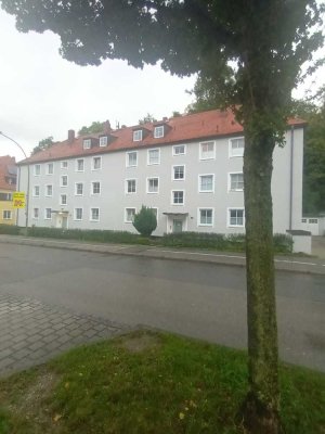 Helle 3-Zimmer-Wohnung im 3. OG in Landshut-Peter u. Paul