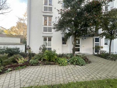 Charmante 2-Zimmer Wohnung mit Garten & Tiefgarage