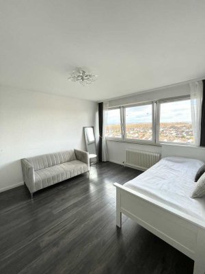 Exklusive, modernisierte 5-Zimmer-Wohnung mit Balkon und Einbauküche in Bietigheim Bissingen