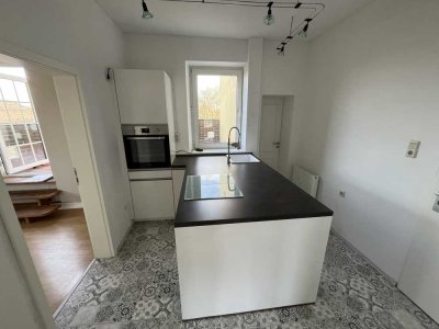 Helle 3-Zimmer-Wohnung mit EBK und Terrasse in Solingen