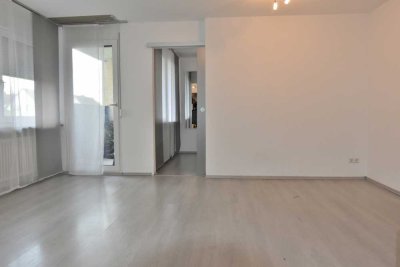 Wunderschön sanierte 2-Zimmer Wohnung mit Stellplatz und Balkon!