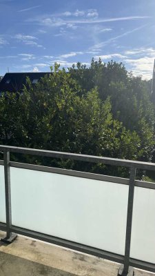 —Reserviert—Schöne Etagenwohnung mit Süd-Balkon in Essen Horst, Eiberg