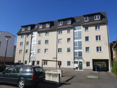*Maisonettewohnung mit Einbauküche und Balkon*