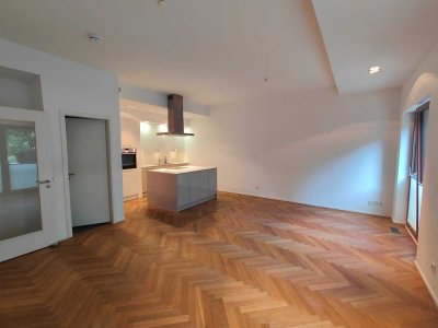 Moderne 2-Zimmer-Wohnung mit offener Küche & Gemeinschaftsterrasse in Hamburg-St. Georg