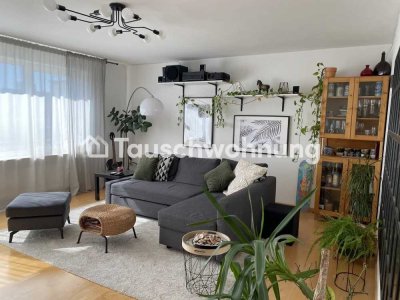 Tauschwohnung: Helle 4-Zimmer Wohnung mit 2 Balkonen, Aufzug und Tiefgarage