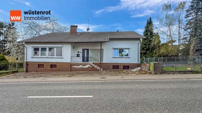Einfamilienhaus (Bj. 1968) mit 130 m² Wohnfläche, Balkon & Doppelgarage in Wadrill