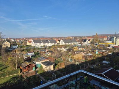 traumhafte Dachgeschoss-Wohnung - 6 Raum