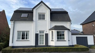 Frisch renoviertes, freistehendes Einfamilienhaus mit Charme