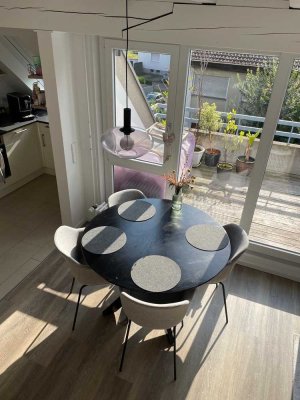 +++ provisionsfrei +++ renovierte 2,5-Zi.-Maisonette-Whg., DG, Balkon/EBK in Fellbach
