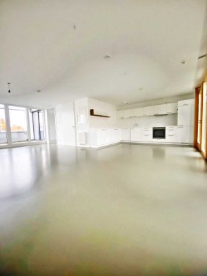 Für Ihre Happy Home Gefühle: Aparte 3 Zimmer Wohnung in zentraler Lage