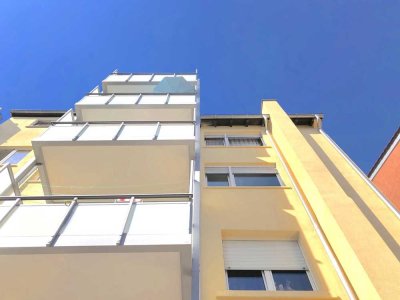 Lichtverwöhnte 5-Zimmer-Wohnung mit Balkon - sofort bezugsfrei!