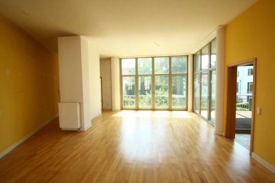 Sonnige und großzügige Wohnung im Herzen von Erfurt
