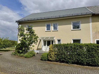 Sehr schön modernisiertes Wohnhaus in ruhiger Lage