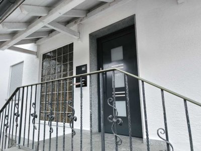 3ZKB mit PV Anlage, privaten Garten, Garage und zwei Stellplätzen