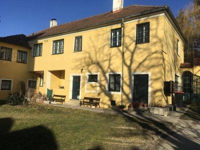 Helle 4-Zimmer-Wohnung im ersten Stock – Ab sofort verfügbar!