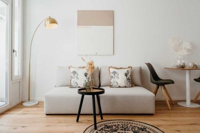 Im Herzen Schwabings: Charmante 2-Zimmer-Wohnung mit Balkon