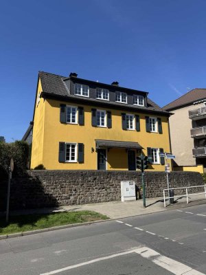 Charmante Doppelhaushälfte mit 5 Zimmern in Essen-Kettwig