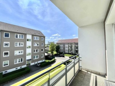 Gut geschnittene 3-Raum-Wohnung mit Balkon