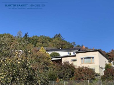 Freistehender Bungalow mit Garten und traumhafter Fernsicht in schöner Lage von Waldems-Bermbach