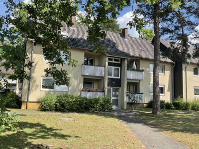 Renovierte 3-Zimmer Wohnung mit Balkon inmitten einer gepflegten Grünanlage!