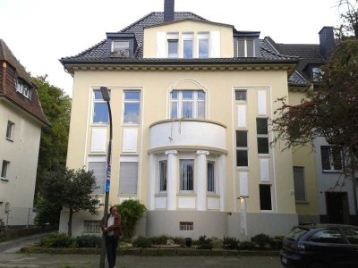 Großzügige Wohnung mit Balkon im Kaiserviertel