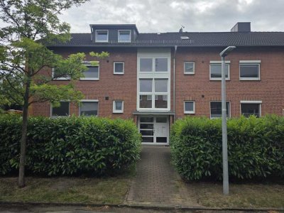 3-Zimmer-Hochparterre-Wohnung mit gehobener Innenausstattung mit Einbauküche in Elmshorn