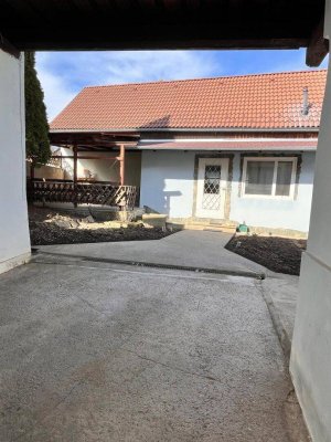 Charmantes Einfamilienhaus mit viel Potenzial in Großpetersdorf