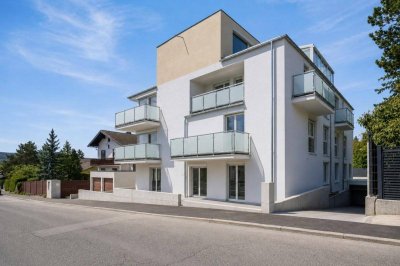 ++ NEU ++ ZWEI Zimmer mit BALKON &amp; LICHT ++ Modern Leben