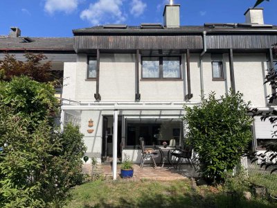 Schönes und gepflegtes Reihenhaus mit Garten in Darmstadt-Arheilgen