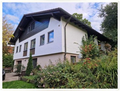 Solide vermietetes EFH auf idyllischem Grundstück in 86551 Aichach-Algertshausen