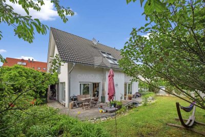 Familienidyll in Kissing: Großzügiges Einfamilienhaus mit Garten und Carport