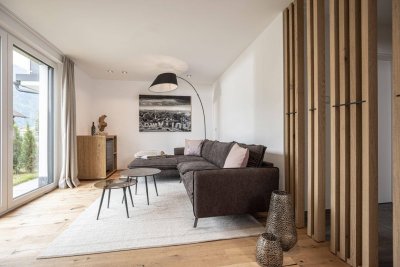 RARITÄT! Luxuriöses Ferienappartement mit großem Garten unmittelbar am Skilift in Fügen