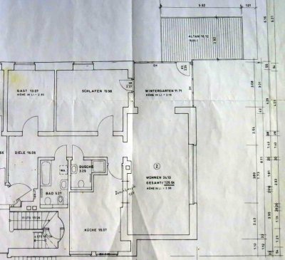 Exklusive, vollst. renovierte 3-Raum-Hochparterre-Wohnung mit geh. Innenausstattung mit EBK
