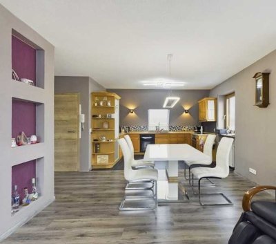 Helle 2-Zimmer Dachgeschosswohnung in Allmannsweiler