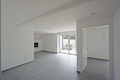 Für Singles: Attraktive, barrierefreie 2-Zimmer-Wohnung mit Terrasse und Außenstellplatz